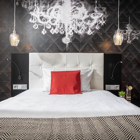 Hotel Monika Büttelborn エクステリア 写真